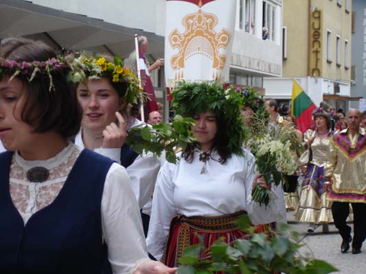 Sfilata cori a San Candido022