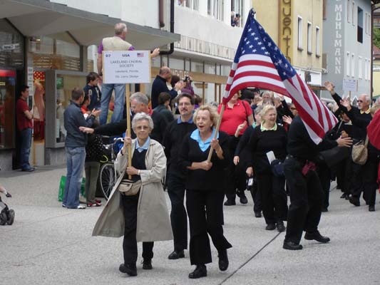 Sfilata cori a San Candido058