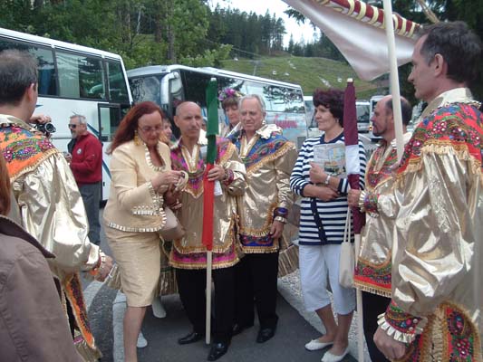 Sfilata cori a San Candido076